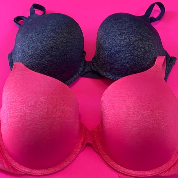 2 Victoria’s Secret bras 34D - Picture 1 of 9